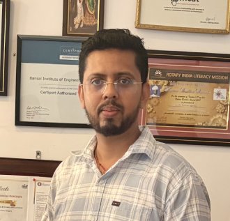 Mr. Shashikant Srivastava